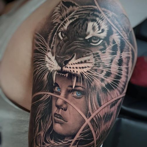 Female-portrait-with-tiger-by-Pedro-VanDiesel-Tattoo_Inkden-Tattoo-Studio_Blackpool