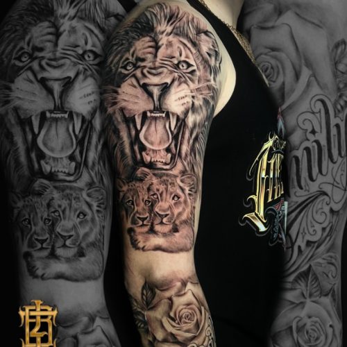 black-grey-realism-lion-cubs-family-upper-arm